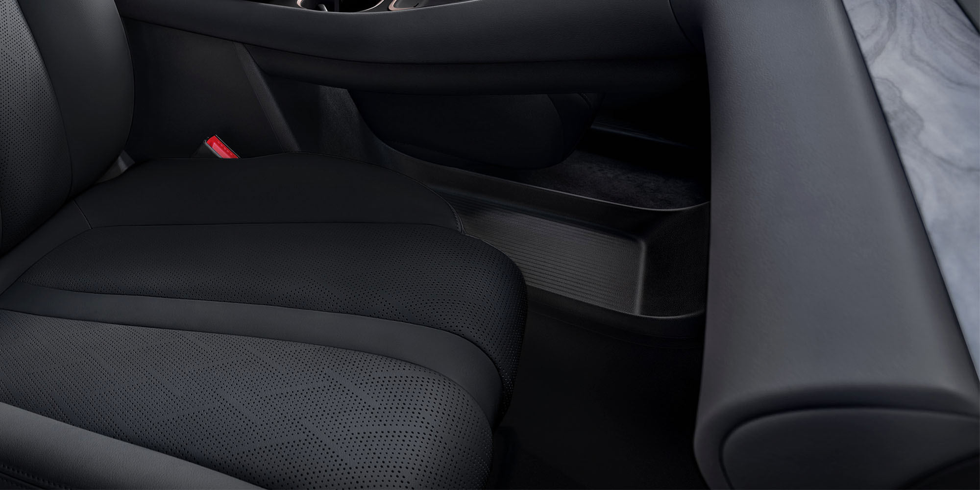 Asiento delantero y detalles del habitáculo de la Captiva Híbrida